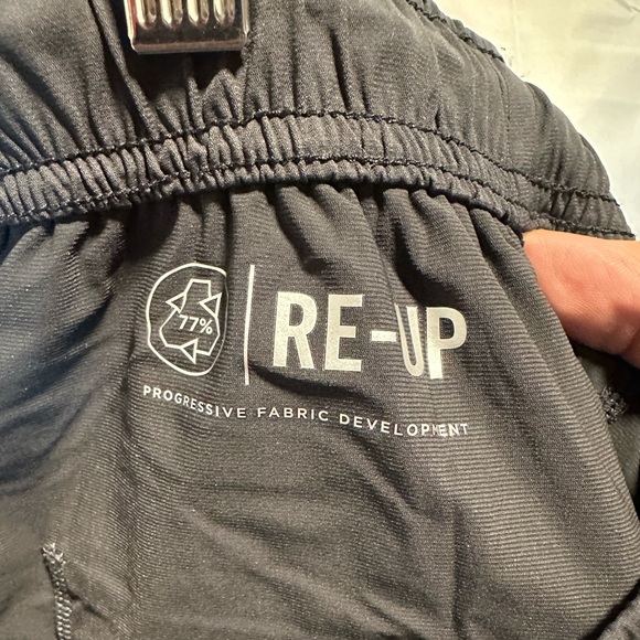 PELOTON x FOUR LAPS - Men’s Size 2XL Nylon Joggers, Black - Picture 7 of 7